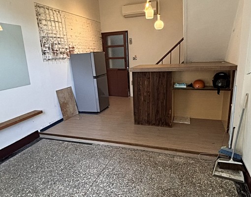 #可租補,近海安路,美食街,生活機能絕佳 - Image 1