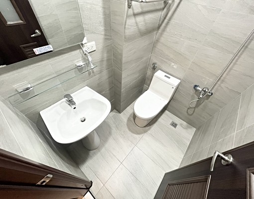 ✨近一中商圈✨全新套房,可雙租補✨不用追垃圾車,獨立洗衣機 - Image 5