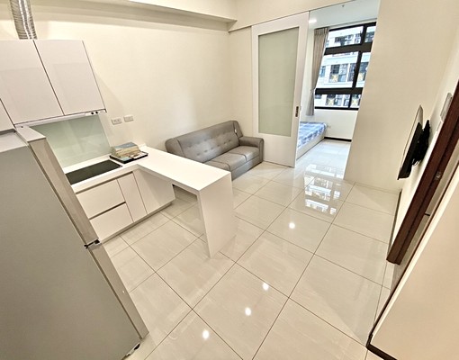 附家電🌟高樓🌟附平車🌟近一中、科大🌟兩房一廳 - Image 5