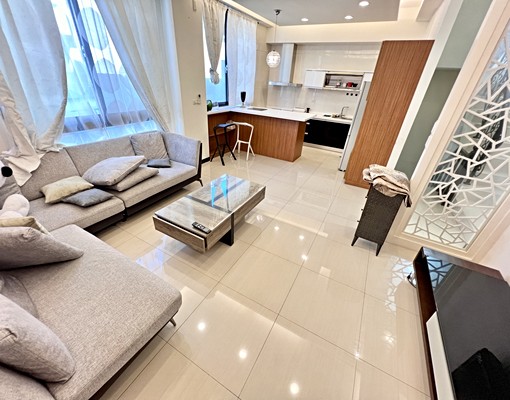 雙車位✅寧靜社區✅洲際漢神✅透天美主臥✅大客廳✅ - Image 2