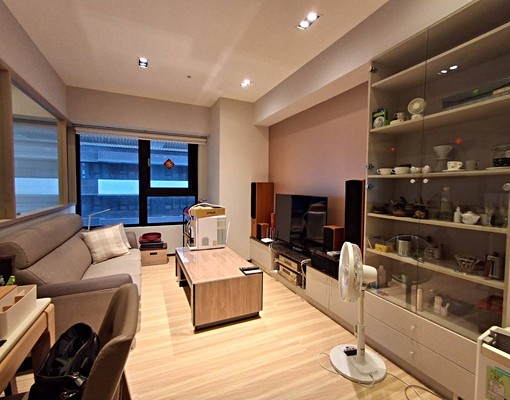 海洋都心❤️精裝一卡皮箱入住三房車可租補 - Image 1