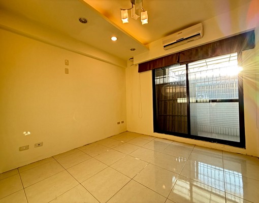 左營#社區透天#面寬雙車墅#五大房#鬧中取靜 - Image 13