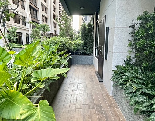 租金已含管含車!!!~可麗都漂亮大三房平車庭院宅 - Image 12