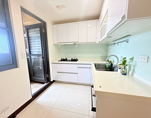 #新興區#福懋建設‧高樓層景觀3+1房出租(含管理費) - Image 5