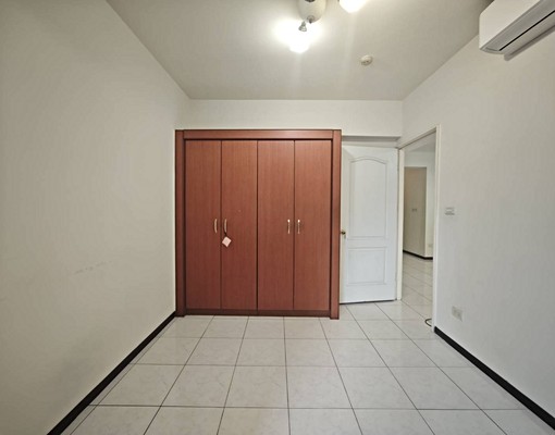 南區捷運四房✨附平面獨立車位 - Image 6