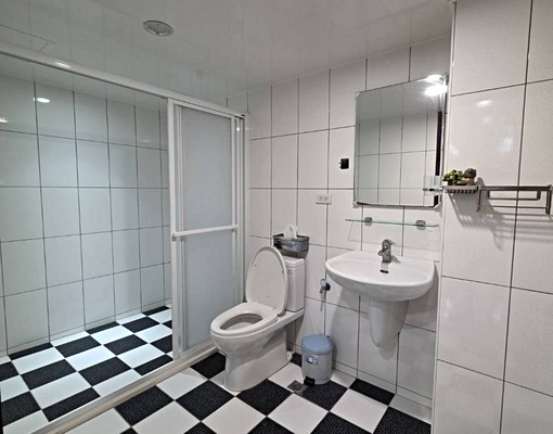 近園區關新商圈寬敞精美裝潢3室含車位(可停休旅車) - Image 10