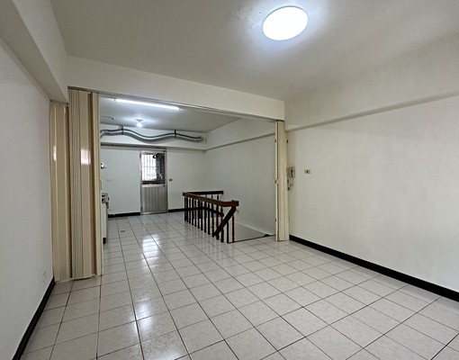 瑞聯P區1-2樓店面屋主用心打掃油漆可當工作室 - Image 9