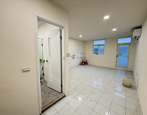 『啟富DN❤️』超美全棟整新大透店🔥住家+店面+門口雙車位 - Image 8