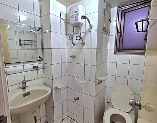 近逢甲/無限棟距/浴廁開窗/安靜通風/可租補免仲/意志力 - Image 4