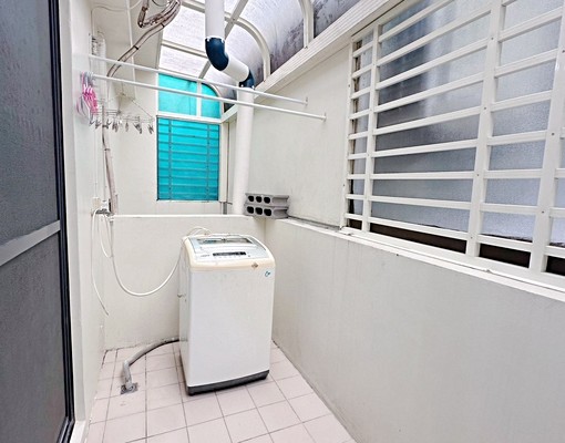 新光田醫院旁💖沙鹿秒殺整棟透天🉑租補🉑養寵✨汽車停兩台 - Image 11