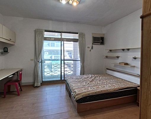 近中科及靜宜大學,沙鹿透天超大間5房前院停車,可租補。 - Image 7