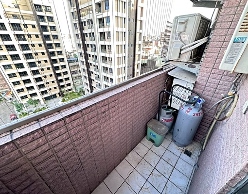 家庭首選‧可租補入籍‧雙陽台‧管理員‧垃圾代收‧寵物友善 - Image 10