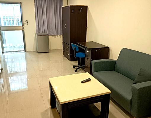 超值套房可租補限女性(男女朋友可 - Image 3