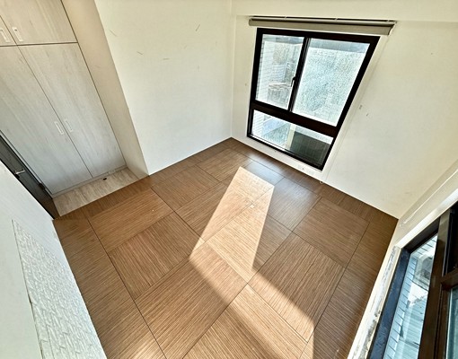 溫馨奢華🔥傢俱全配✅雙衛浴設備✨市場最低價💯 - Image 11