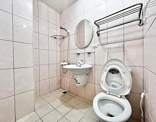 就你最愛唱反調💖台電租補短租機車位陽台獨洗🌈逢甲我最殺 - Image 10