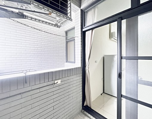 可租補🔥獨洗獨曬💖系統櫃✨室內機車位✅乾溼分離/近74 - Image 7