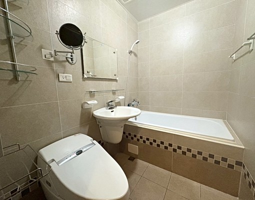 徐匯中學/租補戶籍/變頻冷氣/包裹垃圾代收/平面車位/機能佳 - Image 12