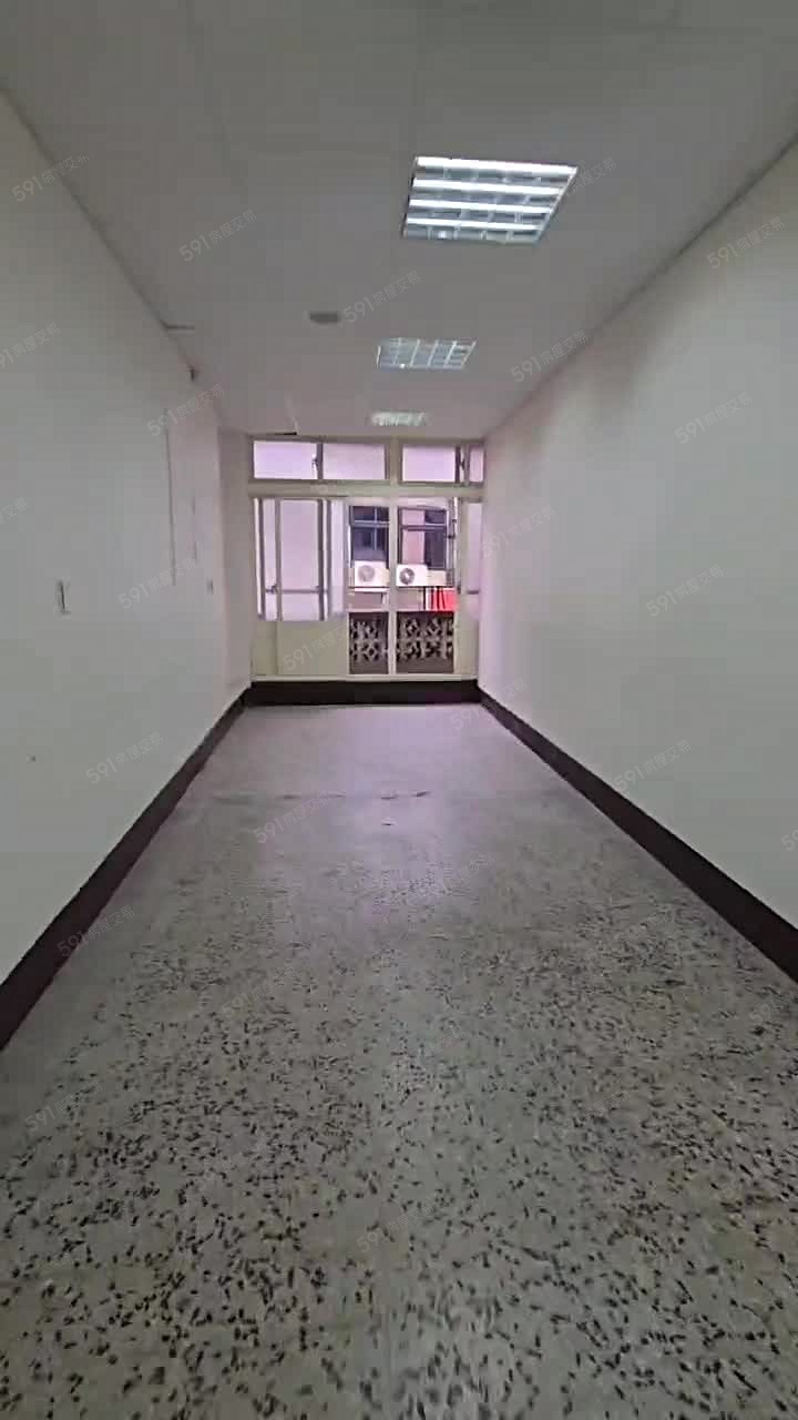 新泰路商用三樓+一層 - Image 1