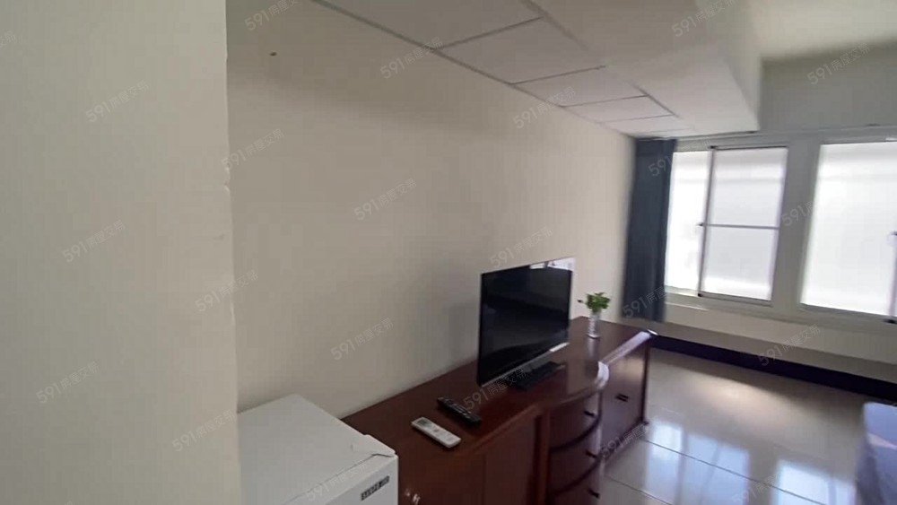 社宅可租補✅免收費✅前金捷運站✅獨立套房✅台水台電 - Image 1