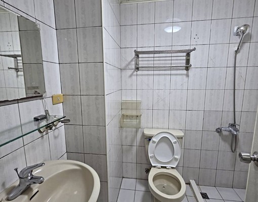 近中科/高樓層視野戶/兩大房/可租補免仲/意志力 - Image 11