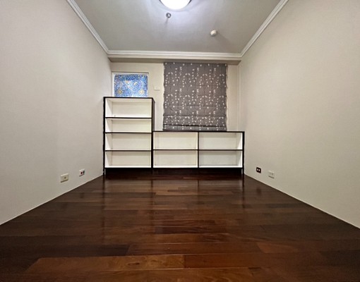 中山路中山國小愛買武陵高中旁3房車 - Image 8