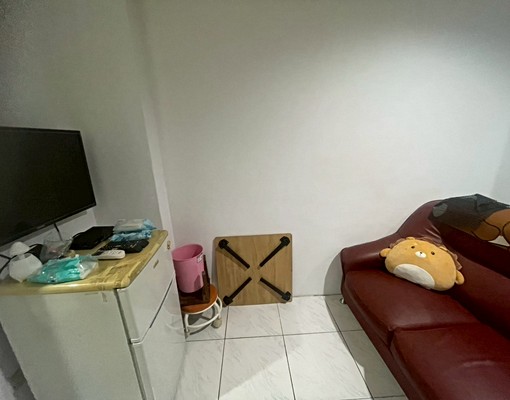 板新❣️租補報稅~免爬高水泥牆~對外窗採光通風~環球百貨 - Image 4