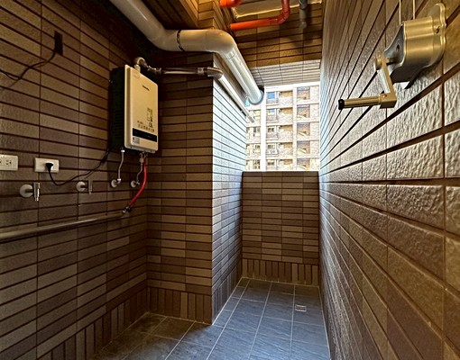 喬陽社宅-全新兩房屋/租金已含平面汽車位/可租補 - Image 10