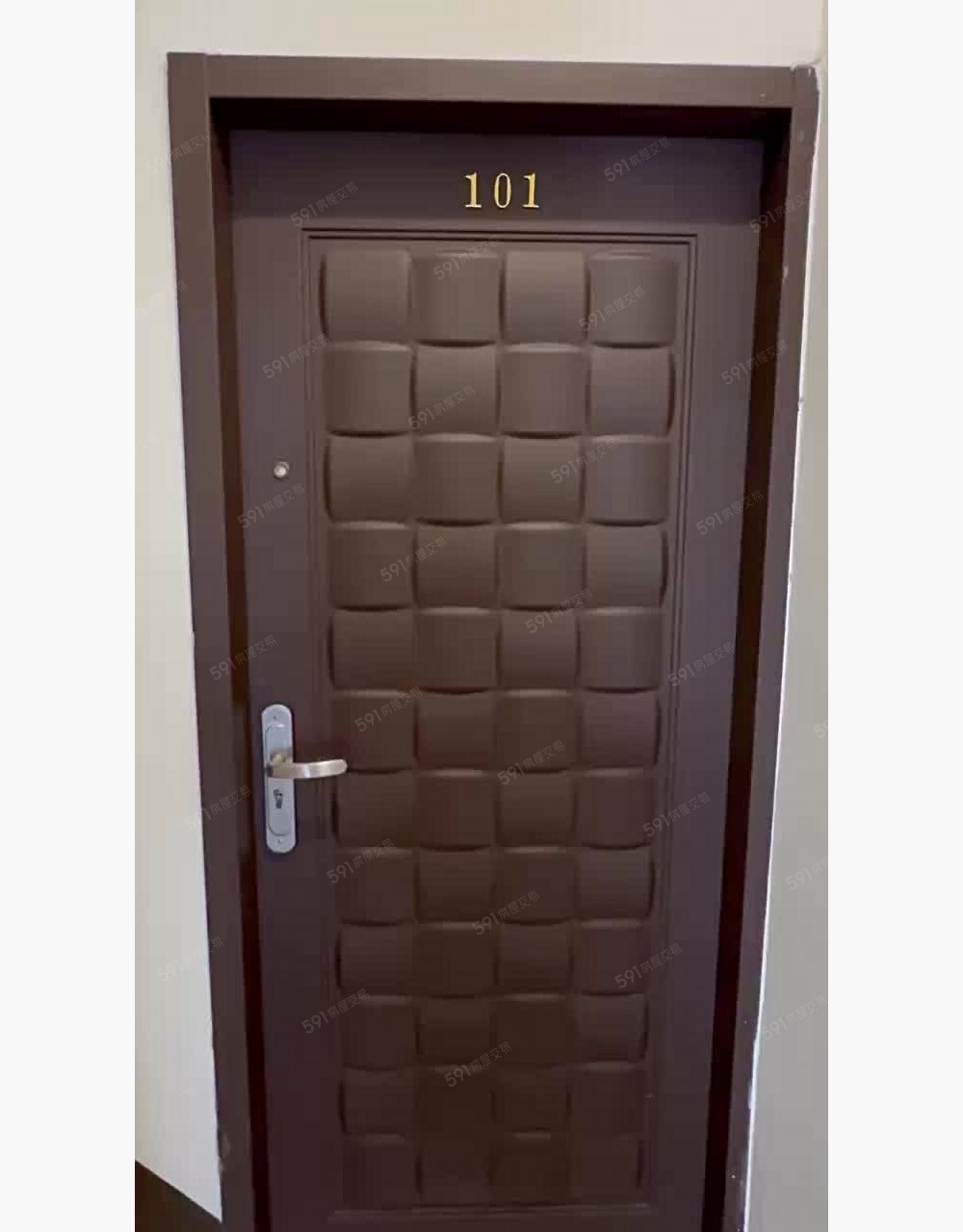 前金大陽台套房出租 - Image 1