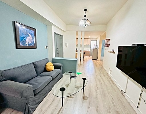 全新整修|傢俱|可租補|近家樂福、逢甲 - Image 1