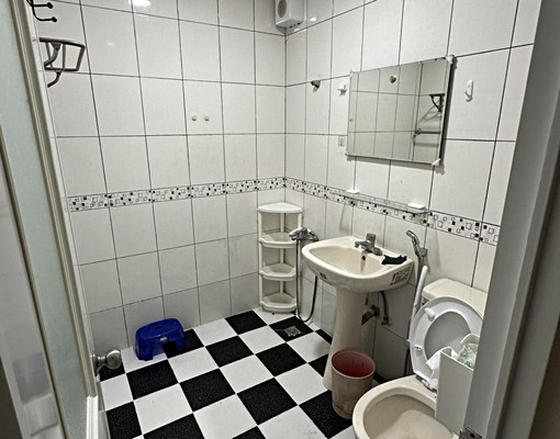 1年屋｜高大特區｜微美居｜邊間採光三房平車 - Image 9