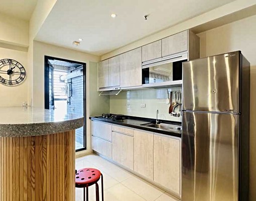 賣厝-阿卿租楠梓全裝潢超美兩房平車#可租補#含傢具電#GO協 - Image 1