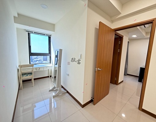 『啟富』遠雄幸福成|高樓層視野兩房+車位 - Image 9