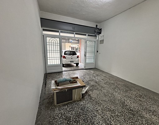 尊信🆕中正南路大透天可停雙車四房可租補可寵免仲介費!!! - Image 1