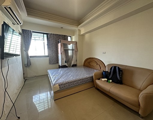 力群社宅，中和站5分鐘簡單套房(可租補) - Image 1