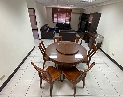 銀行樓上#近康橋~實惠租屋👍竹林路👍4房2廳2衛雙車 - Image 8