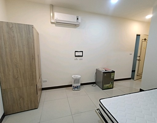 近汐科站遠雄可租補一樓小資族溫馨套房大空間 - Image 4