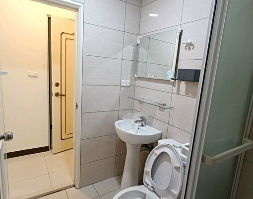 近汐科站遠雄可租補一樓小資族溫馨套房大空間 - Image 6