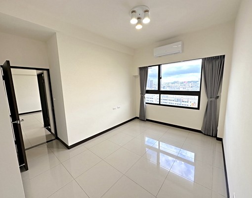 昌隆廣場上興~頭份昌隆廣場外棟採光美三房～空屋出租 - Image 7