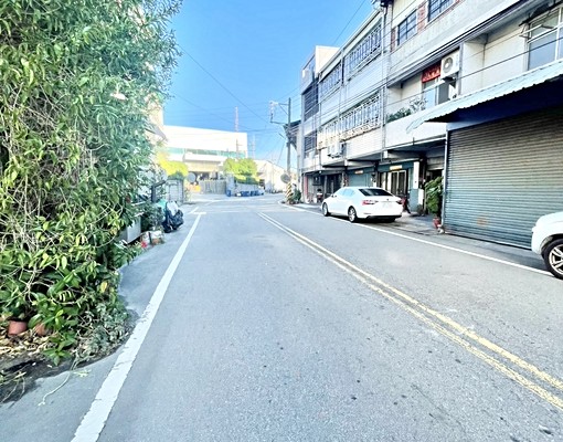 租補助+營登♡二房雙陽台♡學生合租首選♡整棟二樓半 - Image 1