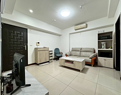 春城大砌2房車 - Image 2