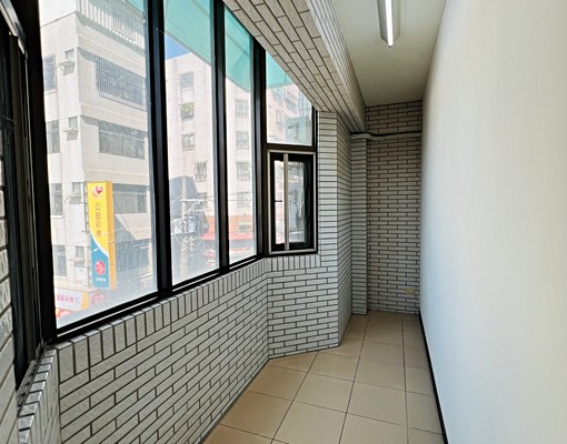 🏠類樓中樓三房全配｜可戶籍可租補｜雙陽台雙平車 - Image 7