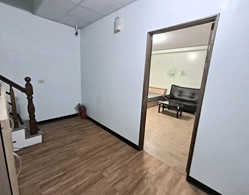 近正忠大昌路.透天3樓套房自用洗衣機 - Image 11