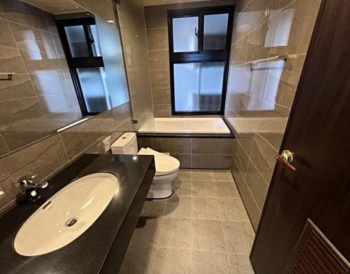 楠梓區【昆廷馥御】高樓層【租金24000】 - Image 11