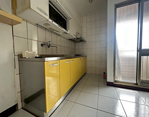 東區南紡百貨旁東寧大地3房平面車位 - Image 3