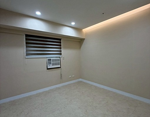 🍎社會住宅🍎鄰近三多商圈.捷運站大坪數正三房裝潢大樓 - Image 10