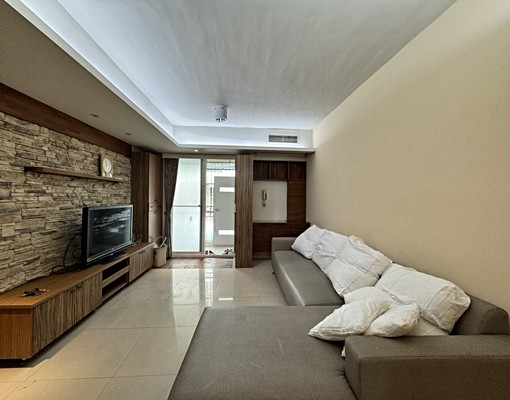 近樹德家商｜採光好稀有雙套房格局❤️租屋補貼❤️免服務費❤️ - Image 1