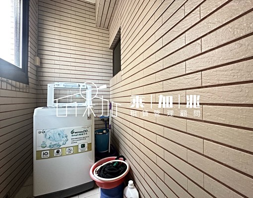 💥乘加兆信貴💥安南區奢華別墅✅報稅✅租補 - Image 9