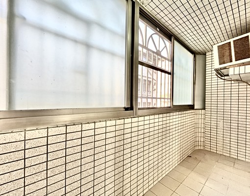 龍華國中丨凹子底捷運站丨採光四房平車 - Image 3