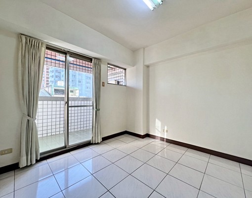 北區超值大3房✨可貓可戶籍💯三面採光|近天津商圈 - Image 9