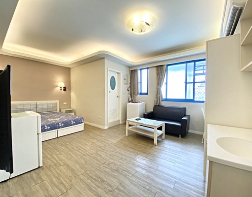 🔱東區🔱便宜又大碗🔱超級大間可租補 - Image 4